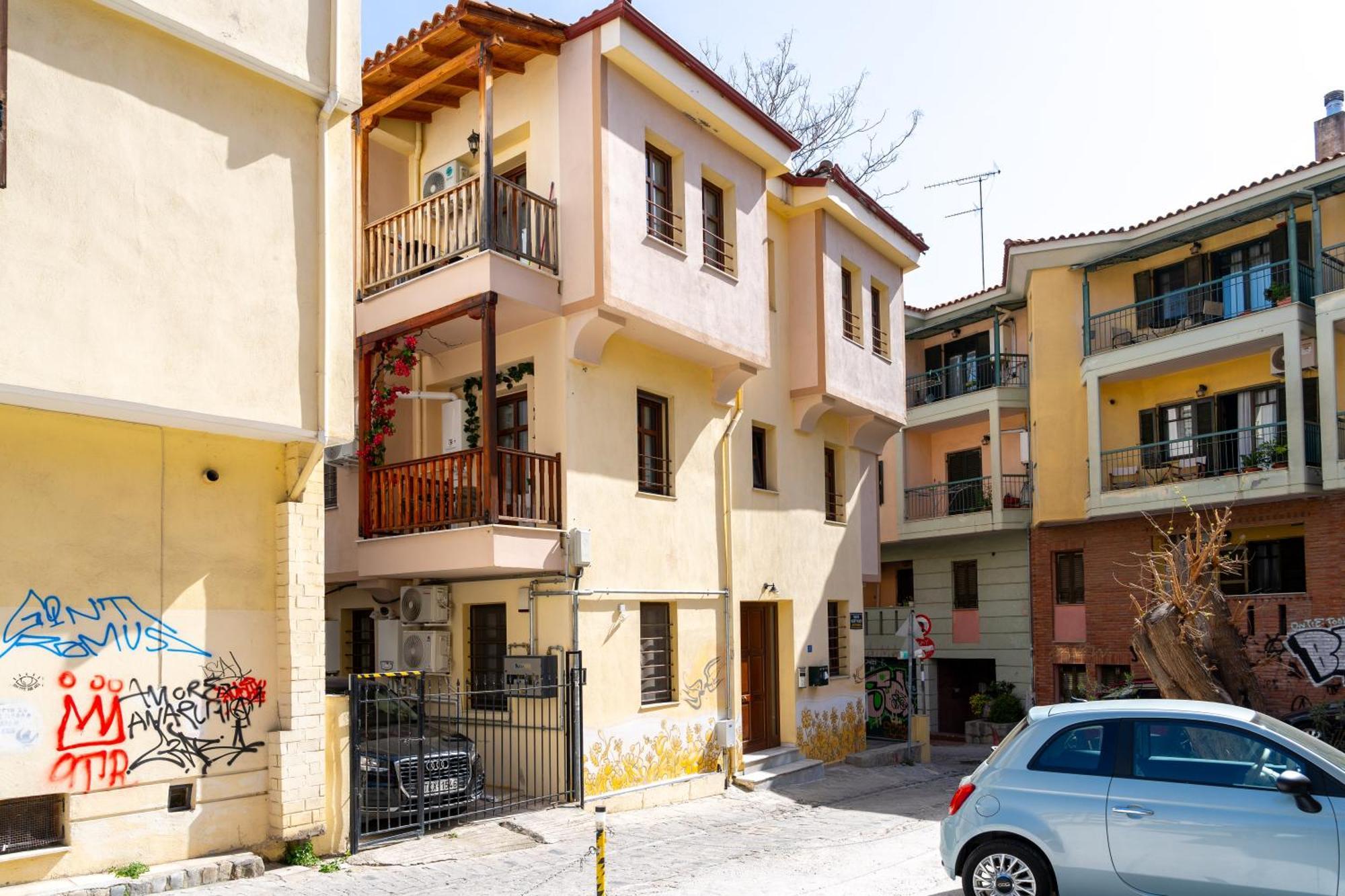 Angels Apartment Free Private Parking Thessaloníki Ngoại thất bức ảnh