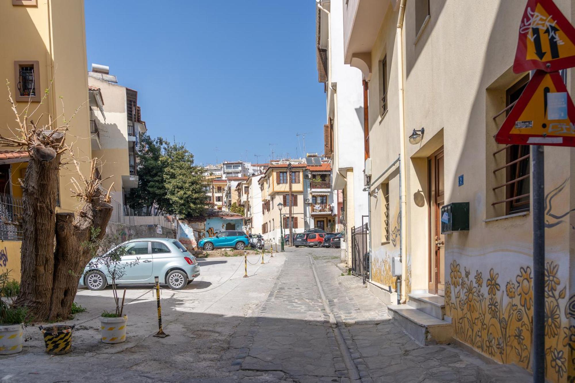 Angels Apartment Free Private Parking Thessaloníki Ngoại thất bức ảnh